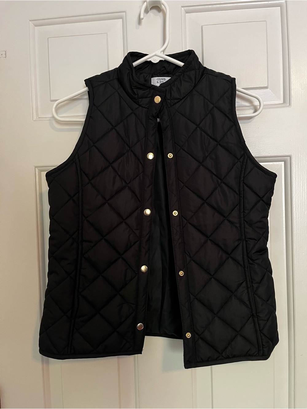 Kids Black Puffer Vest - Crown & Ivy